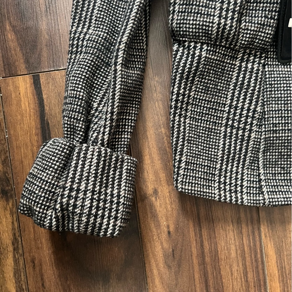 ZARA Basic Plaid Coat – Size S - Picture 4 of 13